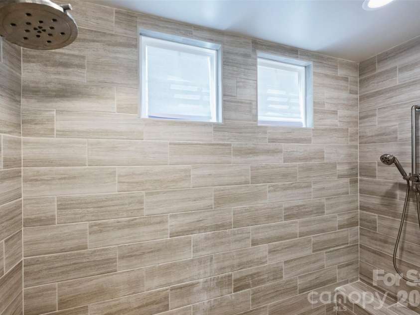 17728 Jetton Green Loop, Cornelius, NC 28031.  MLS# CAR4431727, YatesRealty ID 56207. 