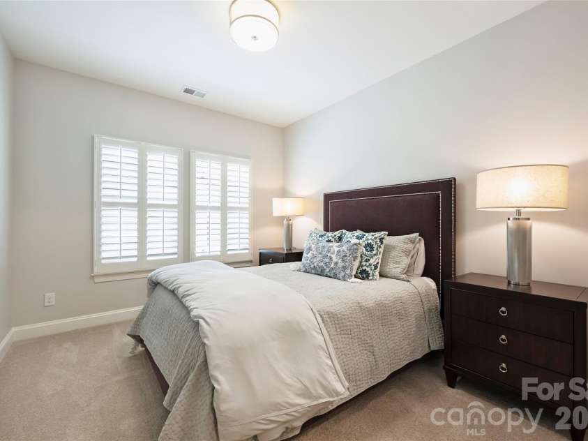 17728 Jetton Green Loop, Cornelius, NC 28031.  MLS# CAR4431727, YatesRealty ID 56207. 