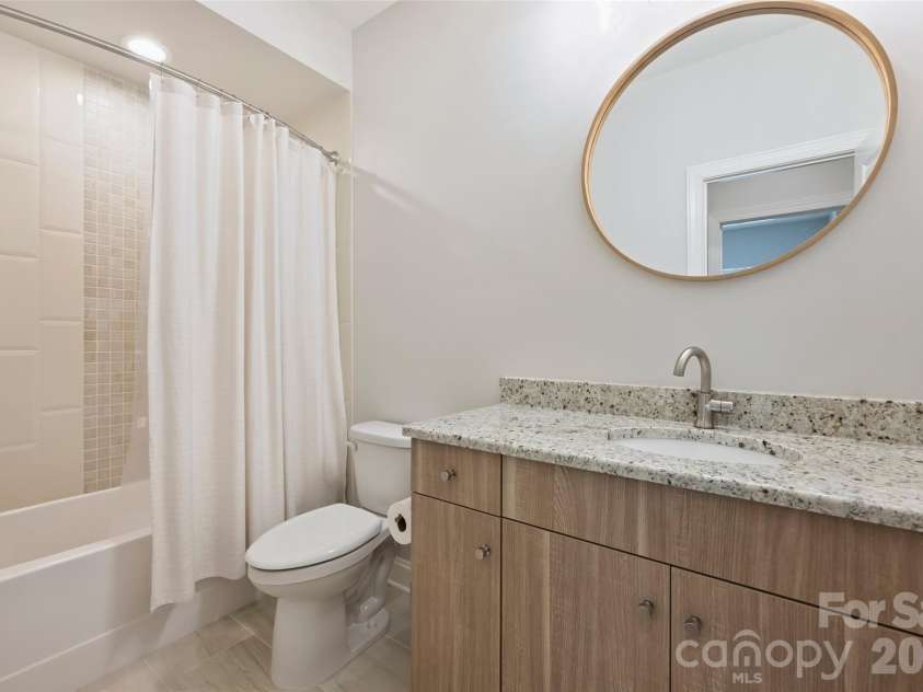 17728 Jetton Green Loop, Cornelius, NC 28031.  MLS# CAR4431727, YatesRealty ID 56207. 