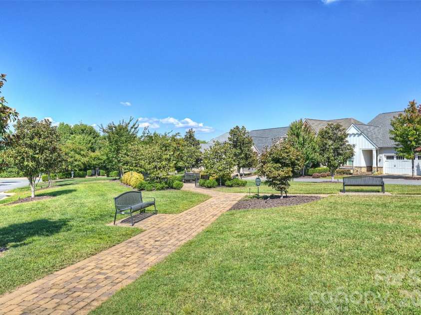 17728 Jetton Green Loop, Cornelius, NC 28031.  MLS# CAR4431727, YatesRealty ID 56207. 