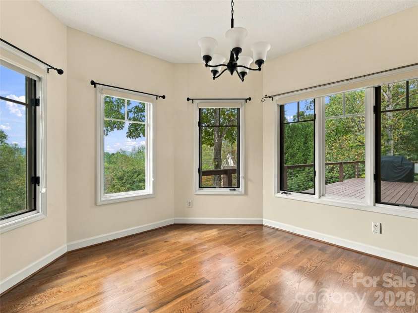 142 Twin Courts Drive, Weaverville, NC 28787.  MLS# CAR4433768, YatesRealty ID 56210. 