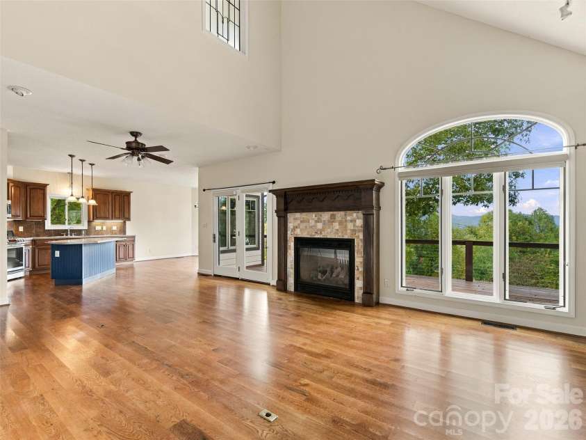 142 Twin Courts Drive, Weaverville, NC 28787.  MLS# CAR4433768, YatesRealty ID 56210. 