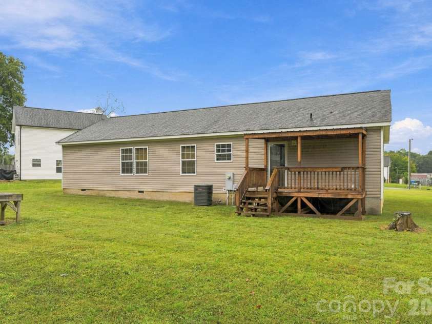 1037 Appledown Court, Salisbury, NC 28147.  MLS# CAR4433786, YatesRealty ID 56211. 
