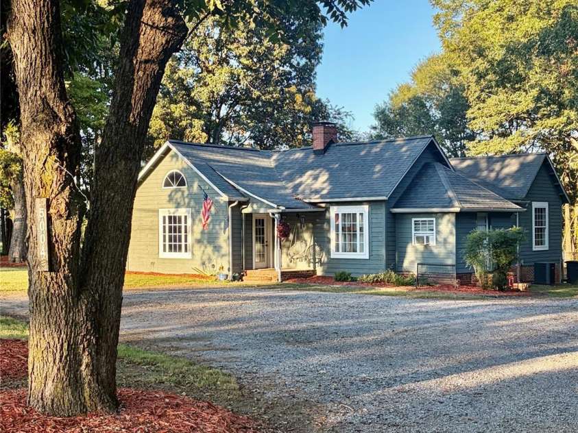 5004 Fallston Road, Lawndale, NC 28090.  MLS# CAR4433190, YatesRealty ID 56212. 