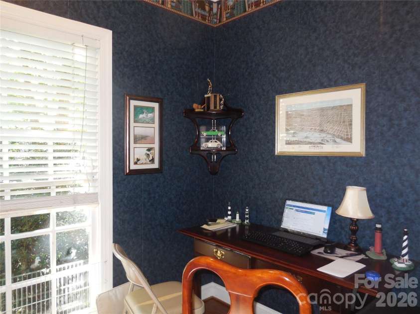 1432 Porch Swing Lane, Matthews, NC 28104.  MLS# CAR4366633, YatesRealty ID 56213. 