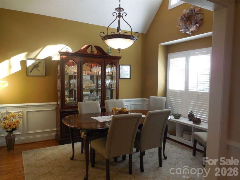 1432 Porch Swing Lane, Matthews, NC 28104.  MLS# CAR4366633, YatesRealty ID 56213. 