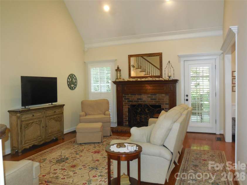 1432 Porch Swing Lane, Matthews, NC 28104.  MLS# CAR4366633, YatesRealty ID 56213. 