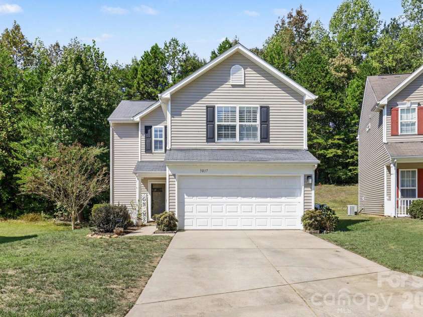3817 Broadwater Court, Gastonia, NC 28056.  MLS# CAR4427870, YatesRealty ID 56215. 