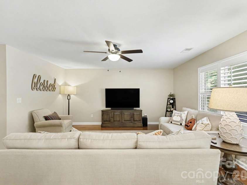 3817 Broadwater Court, Gastonia, NC 28056.  MLS# CAR4427870, YatesRealty ID 56215. 