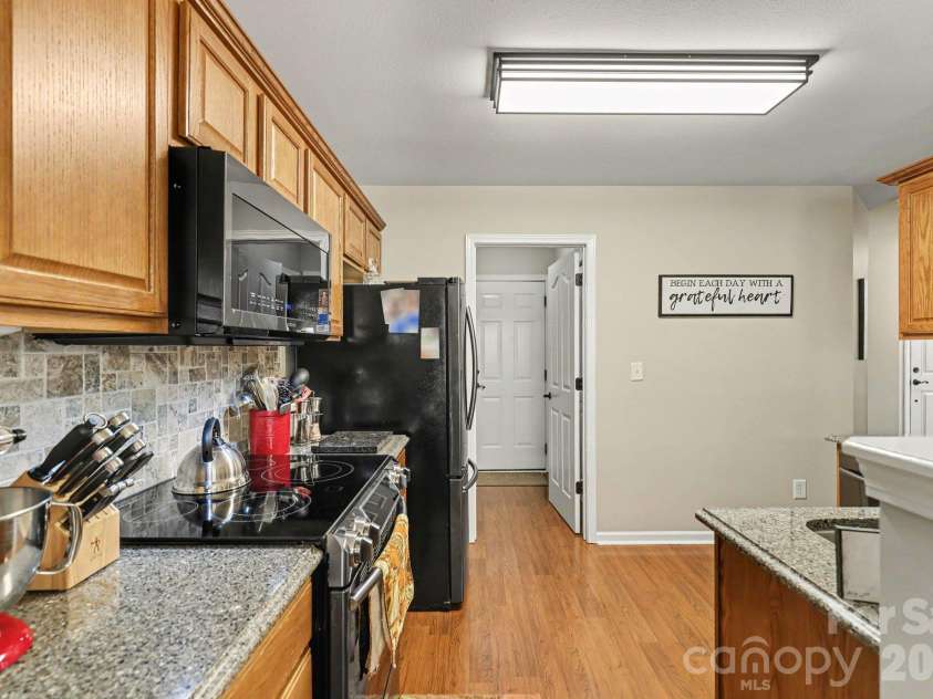 3817 Broadwater Court, Gastonia, NC 28056.  MLS# CAR4427870, YatesRealty ID 56215. 