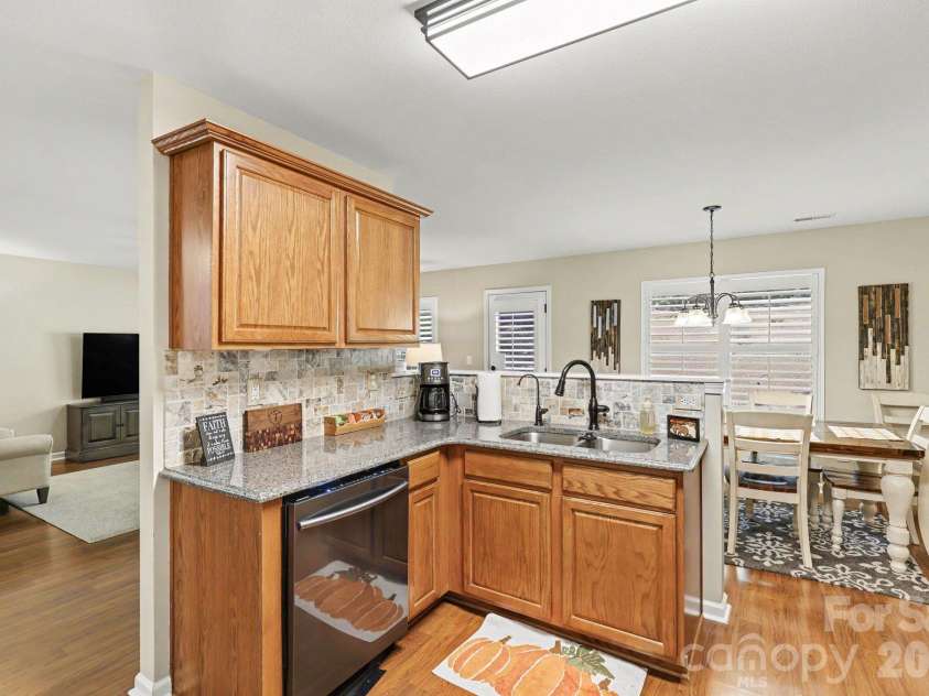 3817 Broadwater Court, Gastonia, NC 28056.  MLS# CAR4427870, YatesRealty ID 56215. 