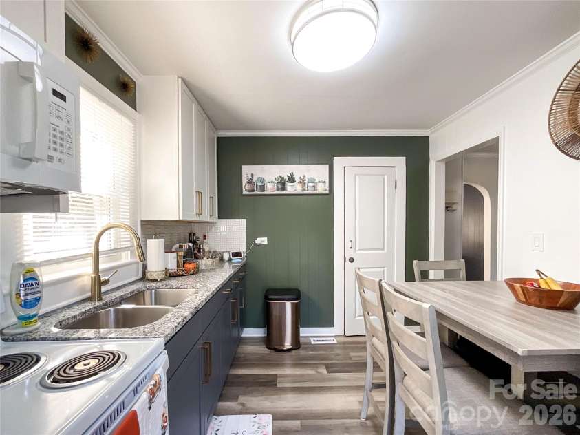 1313 Haywood Avenue, Kannapolis, NC 28081.  MLS# CAR4432583, YatesRealty ID 56218. 