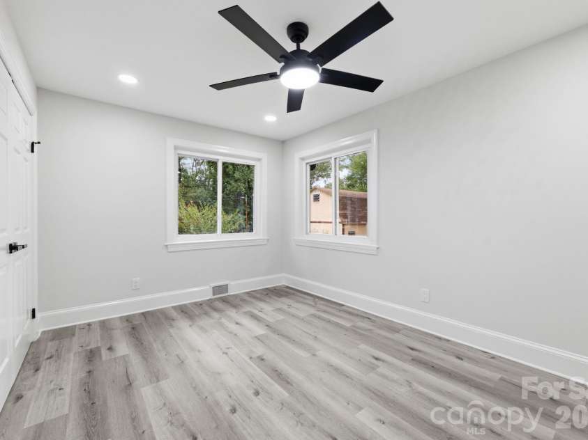 214 Dalewood Avenue, Kannapolis, NC 28083.  MLS# CAR4430178, YatesRealty ID 56219. Primary Bedroom