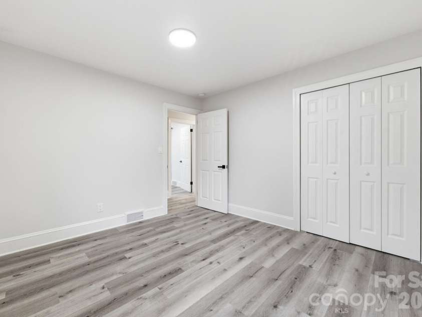 214 Dalewood Avenue, Kannapolis, NC 28083.  MLS# CAR4430178, YatesRealty ID 56219. Secondary Bedroom