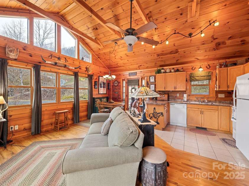 16 Hiawatha Drive, Maggie Valley, NC 28751.  MLS# CAR4331978, YatesRealty ID 5622. Beautiful natural light