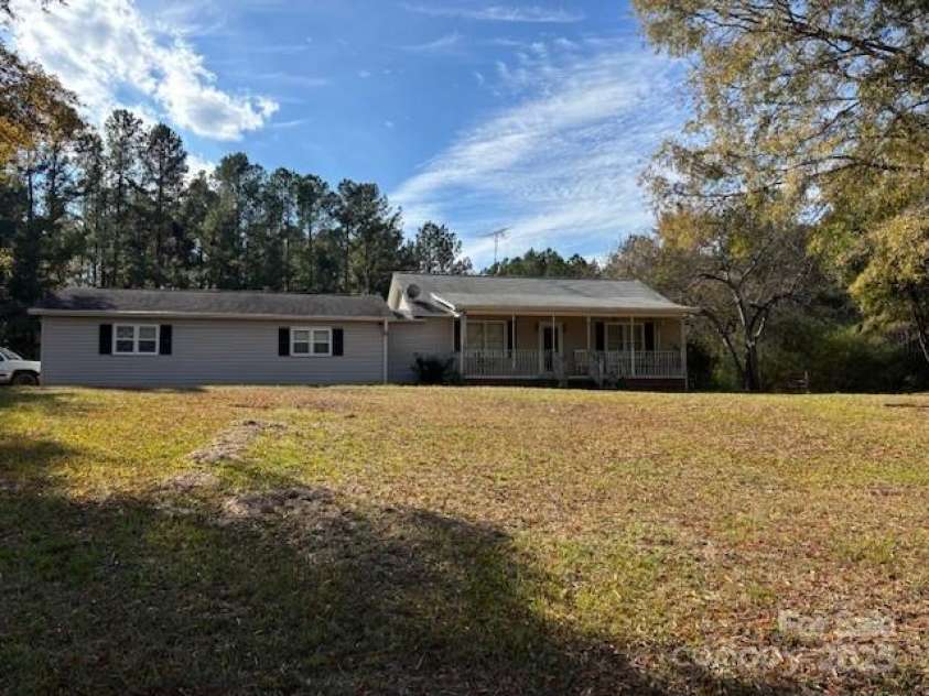 665 Robertson Road, Rock Hill, SC 29730.  MLS# CAR4320440, YatesRealty ID 5622. 