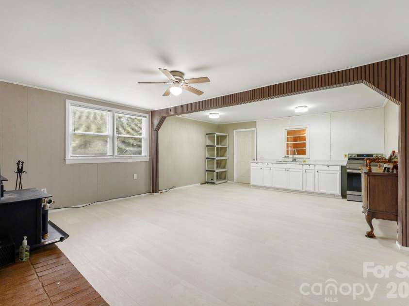 144 Ginger Lane, Mooresville, NC 28115.  MLS# CAR4432451, YatesRealty ID 56220. 