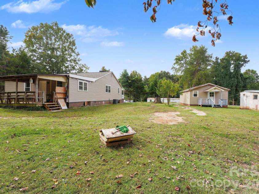 144 Ginger Lane, Mooresville, NC 28115.  MLS# CAR4432451, YatesRealty ID 56220. 