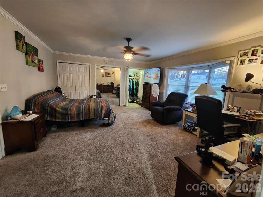 314 20th Street, Kannapolis, NC 28083.  MLS# CAR4433805, YatesRealty ID 56222. 