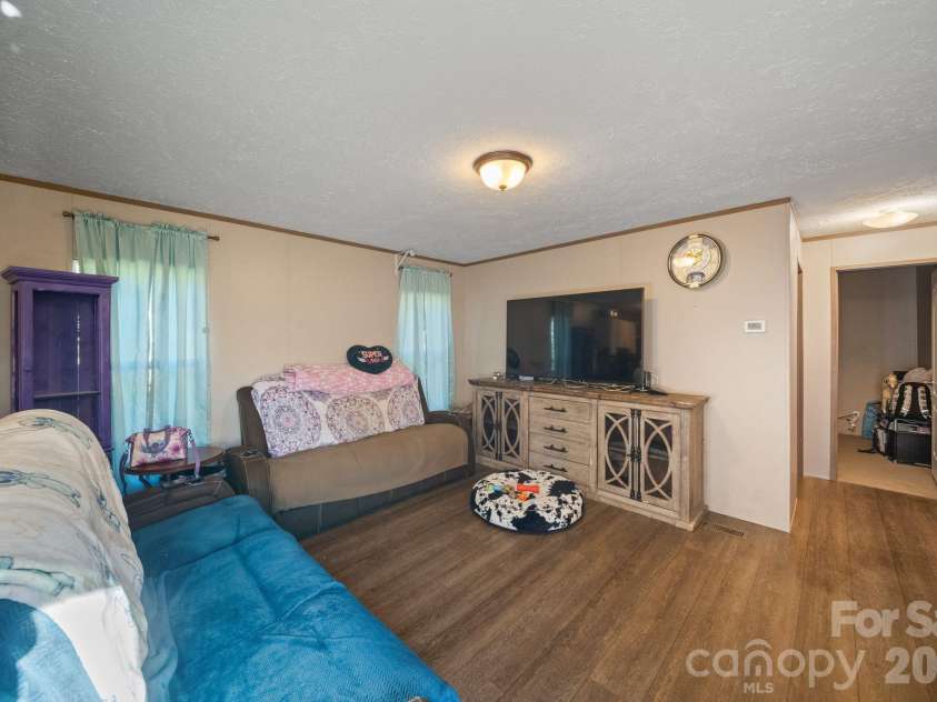 57 Willis Road, Asheville, NC 28806.  MLS# CAR4432980, YatesRealty ID 56225. 