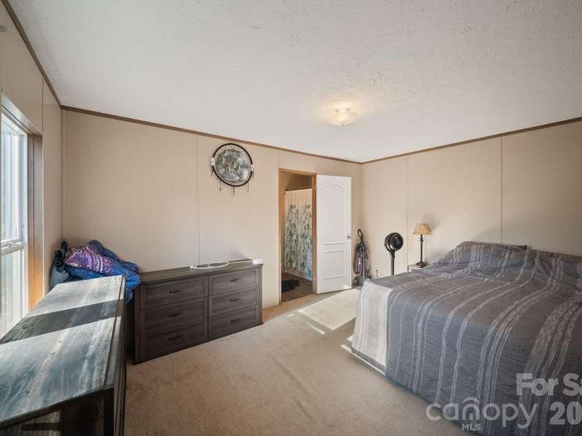 57 Willis Road, Asheville, NC 28806.  MLS# CAR4432980, YatesRealty ID 56225. 