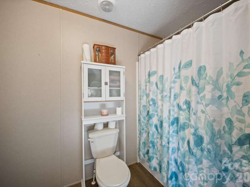57 Willis Road, Asheville, NC 28806.  MLS# CAR4432980, YatesRealty ID 56225. 