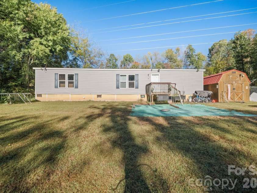57 Willis Road, Asheville, NC 28806.  MLS# CAR4432980, YatesRealty ID 56225. 