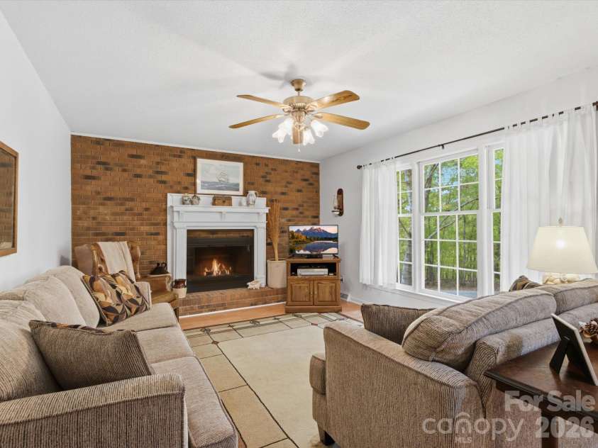 26729A Valley Drive, Albemarle, NC 28001.  MLS# CAR4430300, YatesRealty ID 56226. 