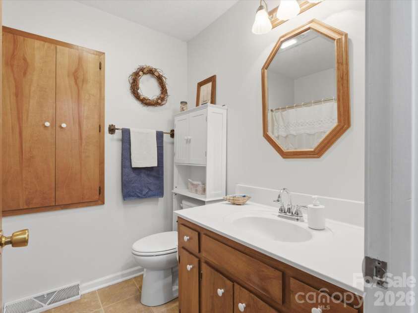26729A Valley Drive, Albemarle, NC 28001.  MLS# CAR4430300, YatesRealty ID 56226. 