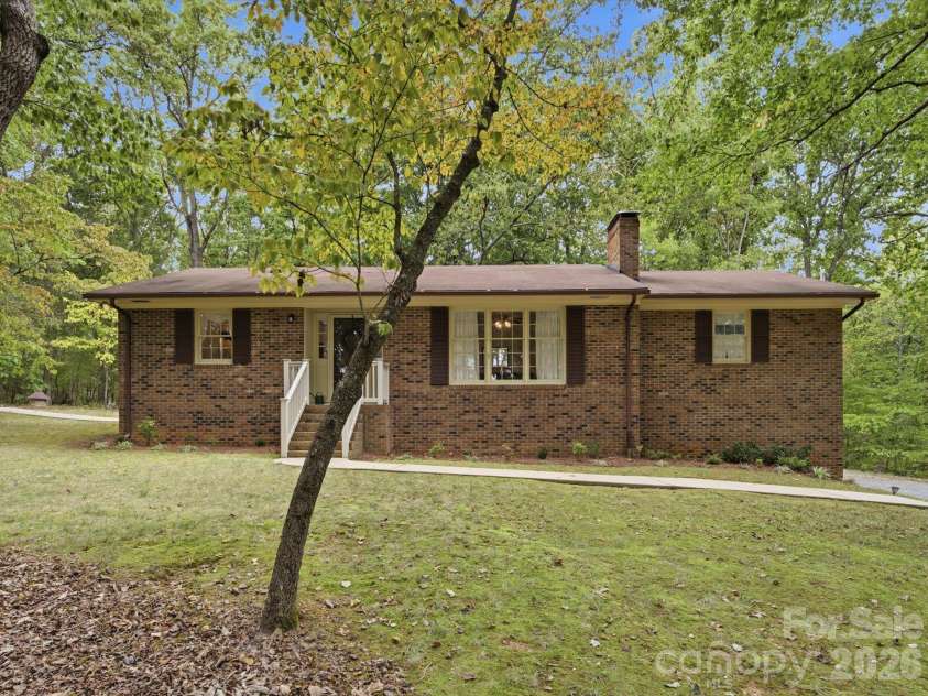 26729A Valley Drive, Albemarle, NC 28001.  MLS# CAR4430300, YatesRealty ID 56226. 