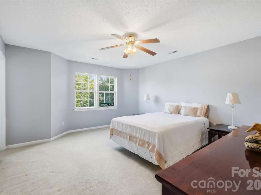 5426 Johnston Mill Court, Charlotte, NC 28269.  MLS# CAR4433561, YatesRealty ID 56227. 