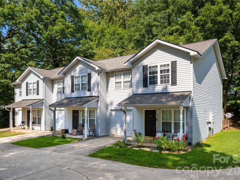 201 Birch Lane, Arden, NC 28704.  MLS# CAR4386730, YatesRealty ID 56230. 