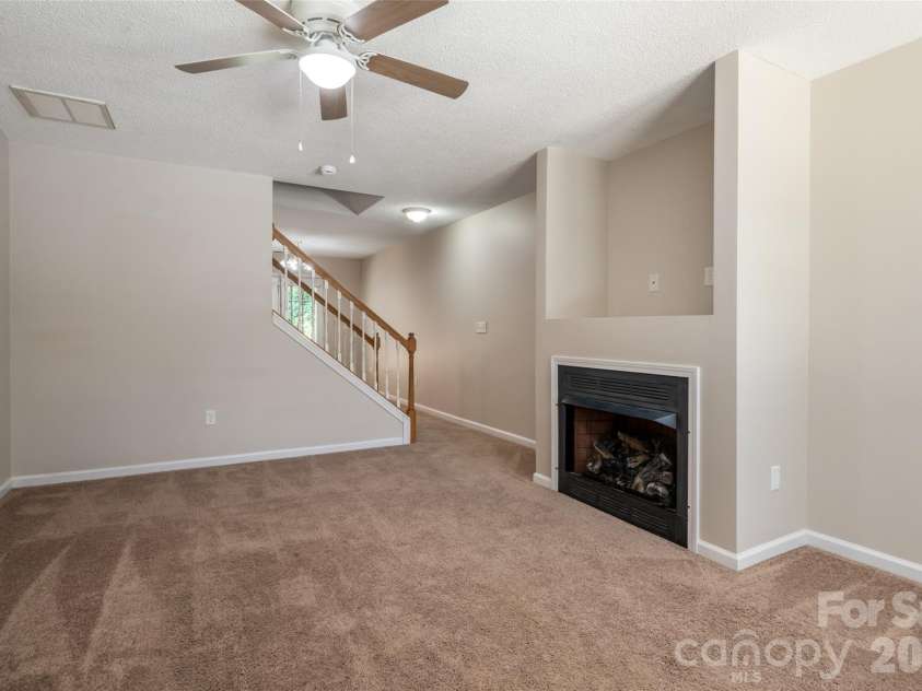 201 Birch Lane, Arden, NC 28704.  MLS# CAR4386730, YatesRealty ID 56230. 