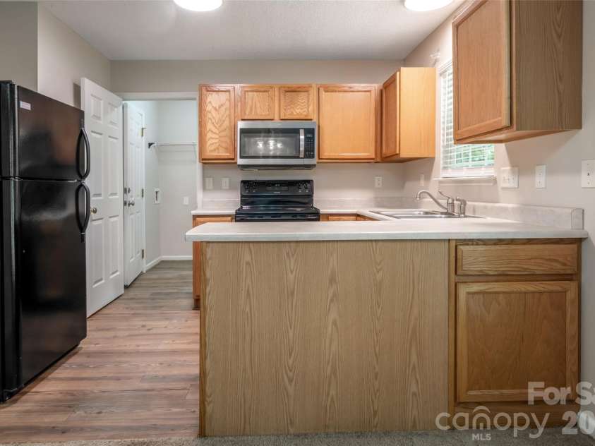 201 Birch Lane, Arden, NC 28704.  MLS# CAR4386730, YatesRealty ID 56230. 