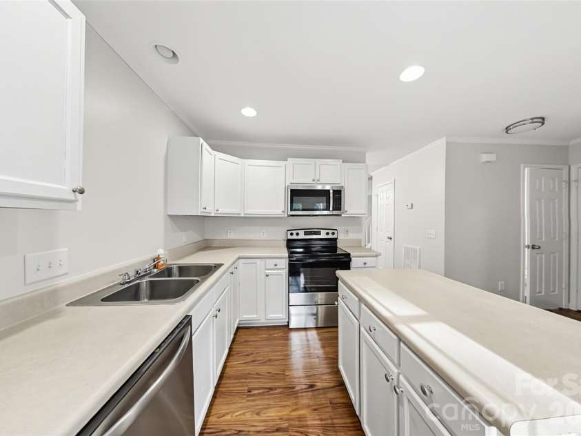 1778 Pergola Place, Charlotte, NC 28213.  MLS# CAR4432436, YatesRealty ID 56232. 
