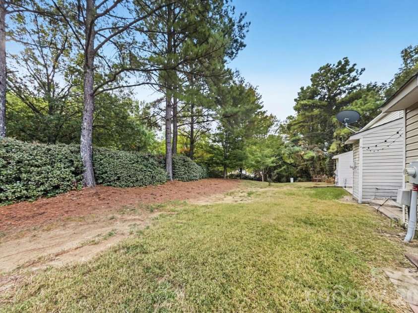 1778 Pergola Place, Charlotte, NC 28213.  MLS# CAR4432436, YatesRealty ID 56232. 