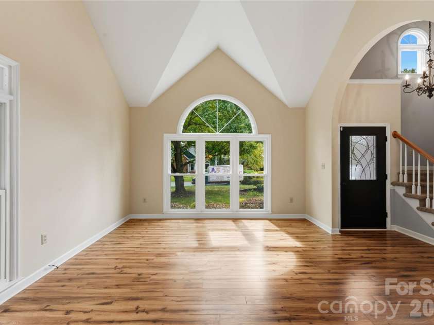 180 Bridgeport Drive, Mooresville, NC 28117.  MLS# CAR4431939, YatesRealty ID 56234. 