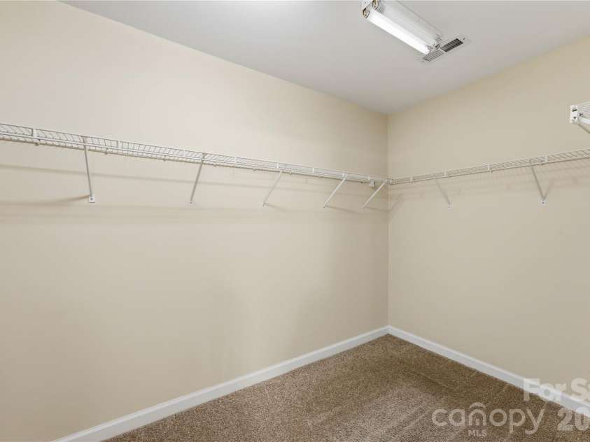 180 Bridgeport Drive, Mooresville, NC 28117.  MLS# CAR4431939, YatesRealty ID 56234. 