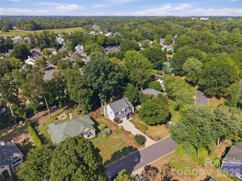 180 Bridgeport Drive, Mooresville, NC 28117.  MLS# CAR4431939, YatesRealty ID 56234. 