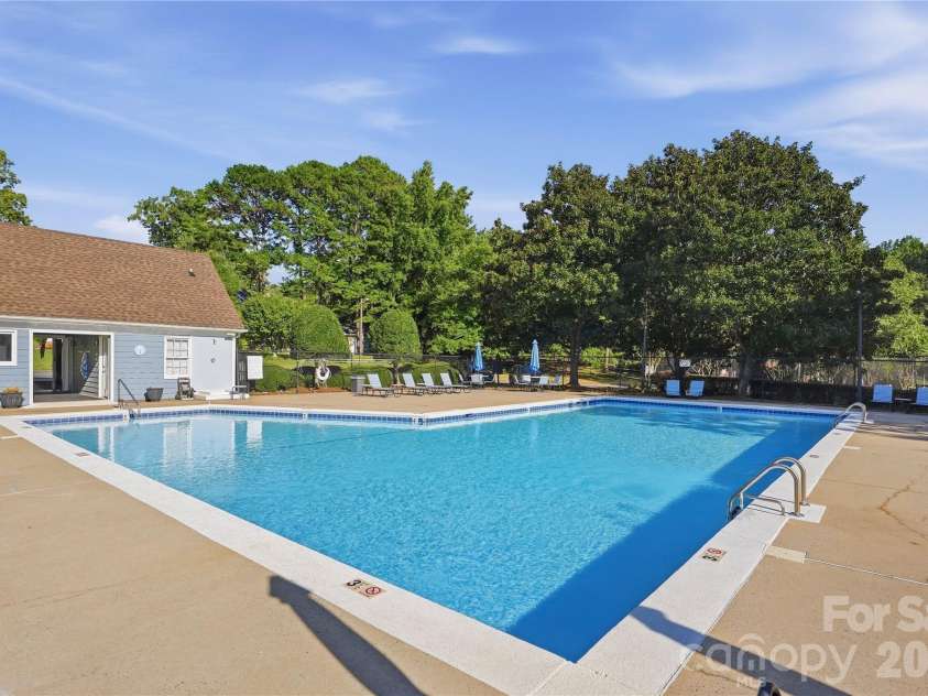 180 Bridgeport Drive, Mooresville, NC 28117.  MLS# CAR4431939, YatesRealty ID 56234. 