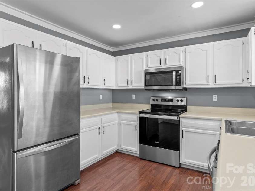 494 Sunset Ridge Lane, Lexington, NC 27295.  MLS# CAR4433823, YatesRealty ID 56237. 