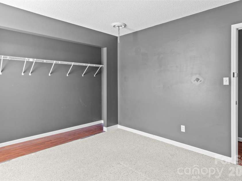 494 Sunset Ridge Lane, Lexington, NC 27295.  MLS# CAR4433823, YatesRealty ID 56237. 