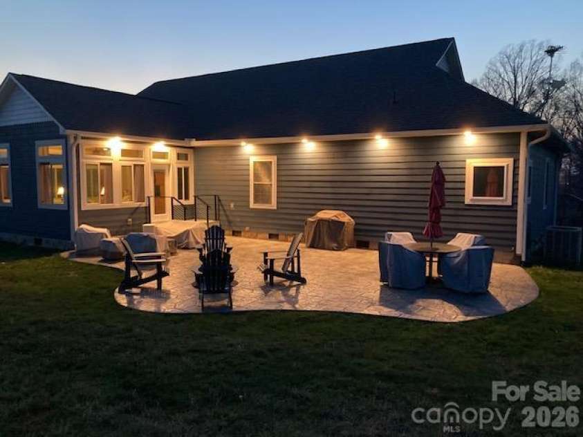 2481 Genes Loop, Morganton, NC 28655.  MLS# CAR4433752, YatesRealty ID 56239. 