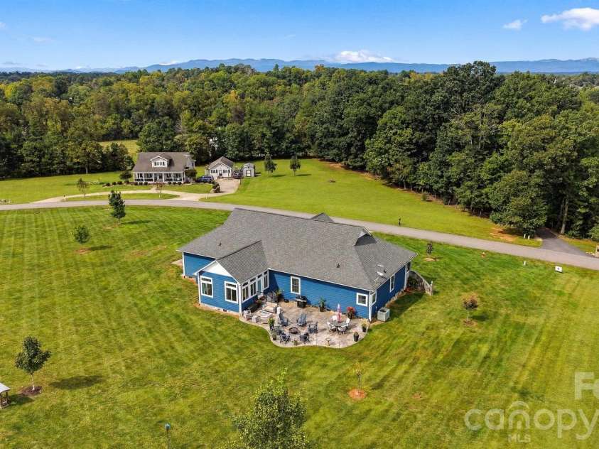 2481 Genes Loop, Morganton, NC 28655.  MLS# CAR4433752, YatesRealty ID 56239. 