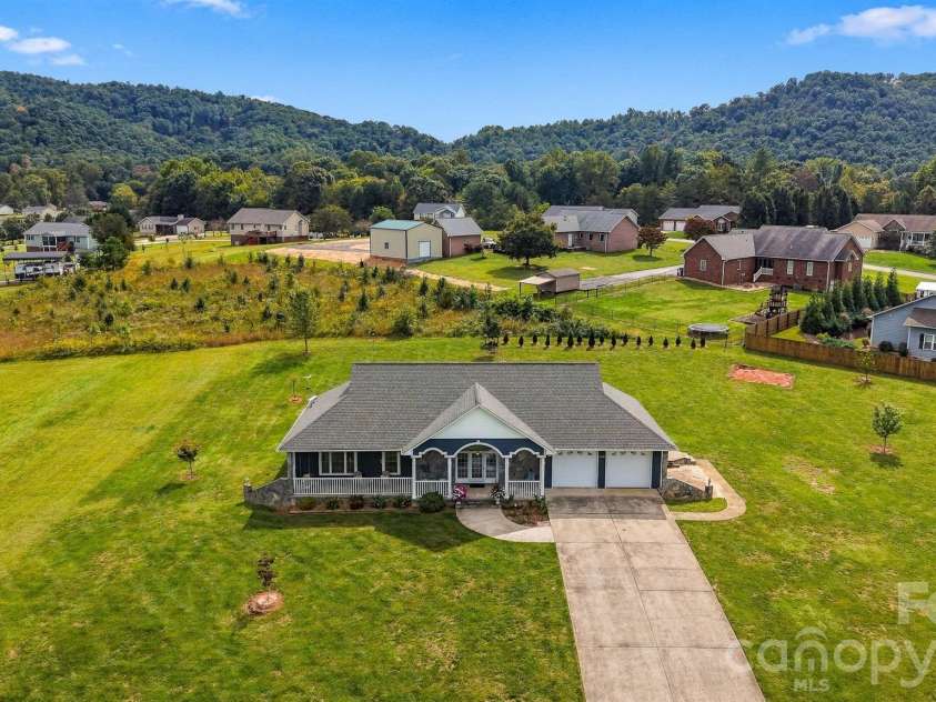 2481 Genes Loop, Morganton, NC 28655.  MLS# CAR4433752, YatesRealty ID 56239. 