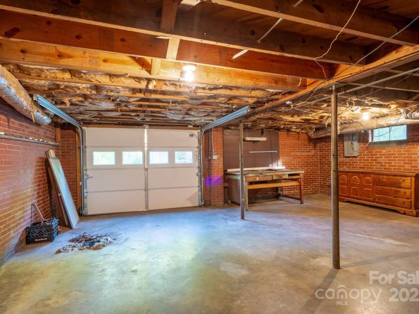 676 Forest Street, Concord, NC 28025.  MLS# CAR4243401, YatesRealty ID 5624. 