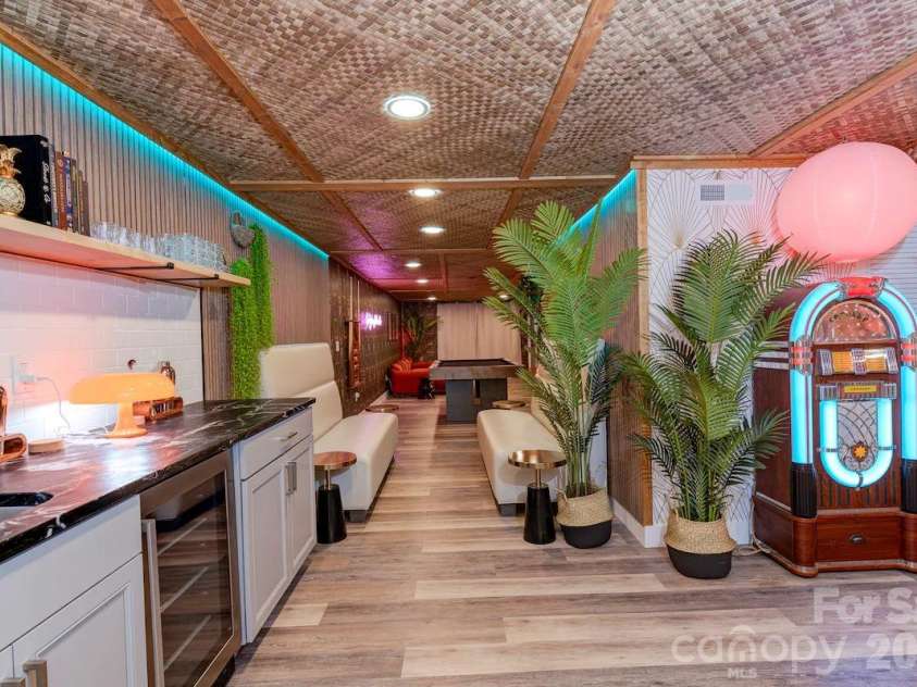 12,20,28,36 Collins Mountain Drive, Asheville, NC 28804.  MLS# CAR4433391, YatesRealty ID 56240. 20 Collins