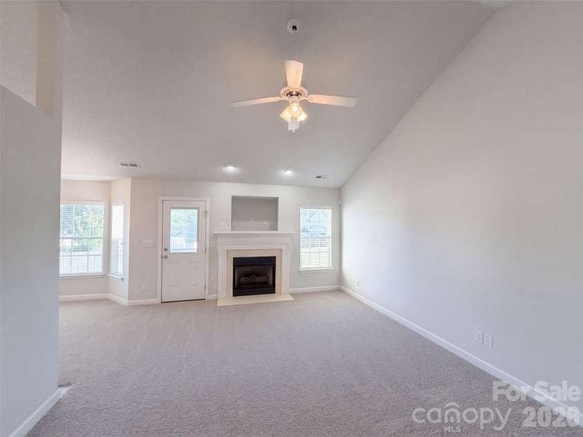 11344 Pointer Ridge Drive, Charlotte, NC 28214.  MLS# CAR4433903, YatesRealty ID 56248. 