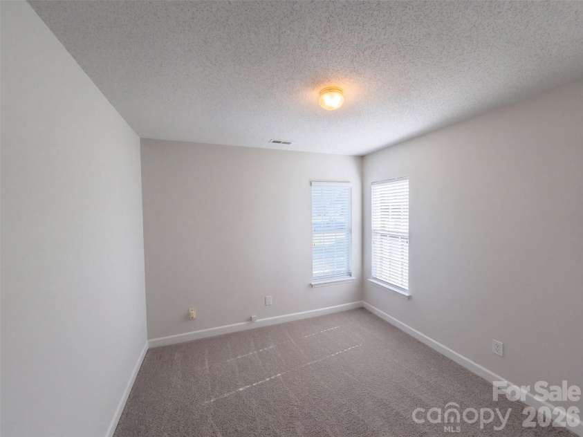 11344 Pointer Ridge Drive, Charlotte, NC 28214.  MLS# CAR4433903, YatesRealty ID 56248. 