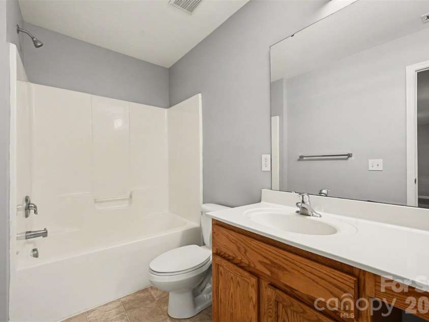 158 Snead Road, Fort Mill, SC 29715.  MLS# CAR4358200, YatesRealty ID 5625. 